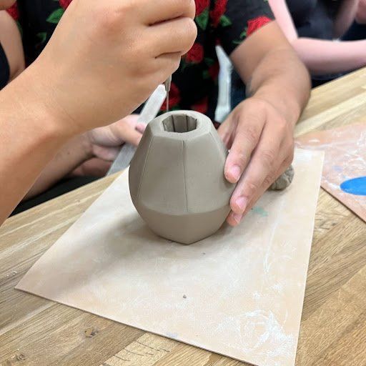 # How Family Pottery Classes Bring People Closer Together